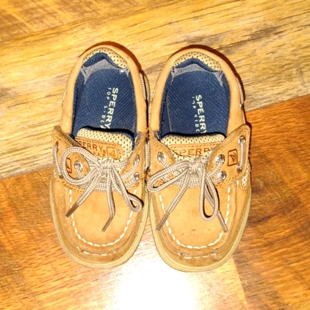 Baby Boy Size 6 Sperry Shoes!!